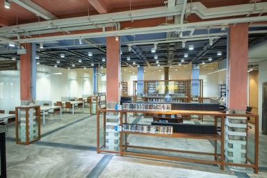 沙梨頭圖書館一層的閱讀空間